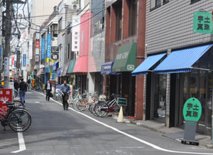 御徒町 上野 宝石